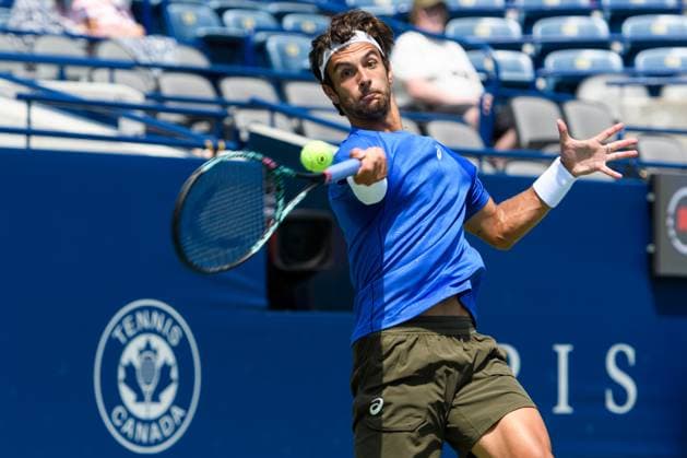 July 29, 2025, Toronto, Ontario, Canada: Toronto, Ontario Ã¢â‚¬ July 29, 2025: LORENZO MUSETTI of Italy returns a shot against JAMES DUCKWORTH of Australia during the National Bank Open Presented by Rogers at Sobeys Stadium in Toronto, Ontario. Toronto Canada - ZUMAr228 20250729_znp_r228_018 Copyright: xVasiliyxRyabykhx