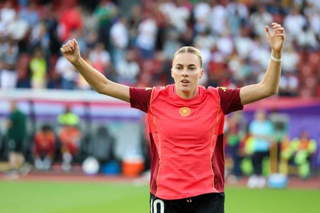 Zurich, Switzerland July 23, 2025 UEFA Euro 2025 Woman semi-final Germany vs Spain In the picture Laura Freigang Germany at the warm up before the semi-final match of WEURO 2025 against Spain in Zurich Stadium Letzigrund Copyright: xFotostandx xFantinix