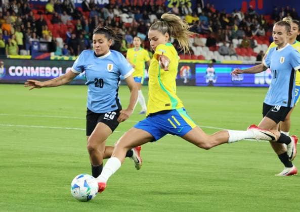 COPA AMERICA FEMENINA BRAZIL VS URUGUAY July 29, 2025 Meeting between Brazil VS Uruguay for the Copa America Femenina at the Rodrigo Paz stadium QUITO PICHINCHA ECUADOR Copyright: xHENRYxLAPOx