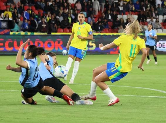 COPA AMERICA FEMENINA BRAZIL VS URUGUAY July 29, 2025 Meeting between Brazil VS Uruguay for the Copa America Femenina at the Rodrigo Paz stadium QUITO PICHINCHA ECUADOR Copyright: xHENRYxLAPOx