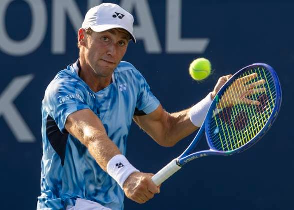 (250730) -- TORONTO, July 30, 2025 -- Casper Ruud hits a return during the men s singles second round match between Roman Safiullin of Russia and Casper Ruud of Norway at the 2025 National Bank Open tennis tournament in Toronto, Canada, July 29, 2025. (Photo by Xinhua) (SP)CANADA-TORONTO-TENNIS-NATIONAL BANK OPEN-MEN S SINGLES ZouxZheng 