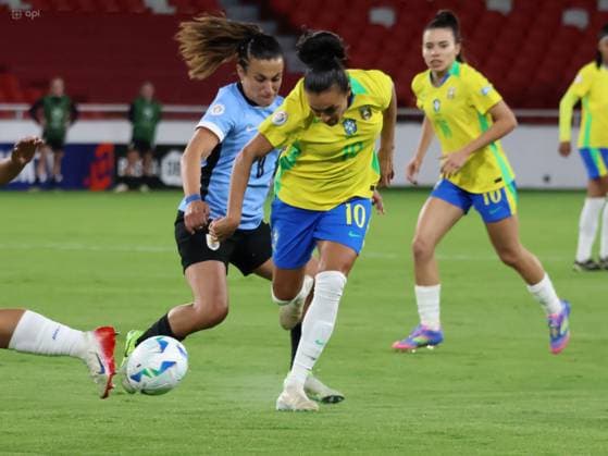 COPA AMERICA FEMENINA BRAZIL VS URUGUAY July 29, 2025 Meeting between Brazil VS Uruguay for the Copa America Femenina at the Rodrigo Paz stadium QUITO PICHINCHA ECUADOR Copyright: xHENRYxLAPOx