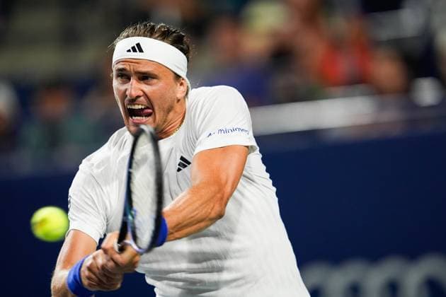 National Bank Open 2025 - Day 4 TORONTO, CANADA - JULY 29: Alexander Zverev of Germany in action against Adam Walton of Australia on day four of the 2025 National Bank Open at Sobeys Stadium in Toronto, Ontario, Canada on July 29, 2025. Mert Alper Dervis Anadolu Ontario Canada. Editorial use only. Please get in touch for any other usage.  Copyright: x2025xAnadoluxMertxAlperxDervisx