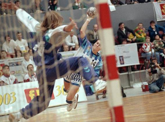 Oslo 19931205 World Cup in handball, women in Oslo Spektrum Denmark against Germany Birgit Wagner in action at the Danish goal Germany won the final and became world champions Photo Morten Holm NTB EDITORIAL USE ONLY  EDITORIAL USE ONLY. RESTRICTED USE FOR BETTING COMPANIES Ref:0240183545st.jpg