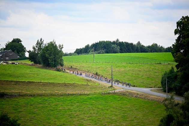 Tour de Wallonie 2025 Stage 5 BERTRIX, BELGIUM - JULY 30 : Illustration picture of the peloton during stage 5 of the 30th edition of Tour de Wallonie an UCI ProSeries 2.Pro cycling road race stage for Men Elite of 183.2 km with start in Bertrix and finish in Bertrix on July 30, 2025 in Bertrix, Belgium, 30 07 2025 ( Motordriver Louis Bidlot - Bertrix Belgium  Copyright: xTomasxSiskx