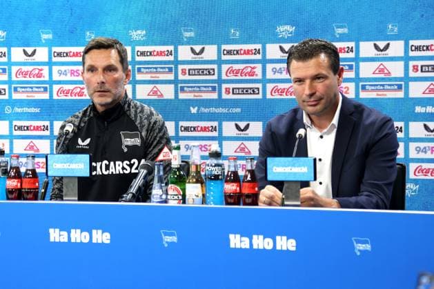 DEU, DFL, 2 FBL Hertha BSC, PK, 30 07 2025, Sportforum, Berlin, DEU, DFL, 2 FBL Hertha BSC, PK, im Bild Benjamin Weber Sportdirektor, Hertha BSC Berlin , Cheftrainer Stefan Leitl Hertha BSC Berlin DFL regulations prohibit any use of Photographs as image sequences and or quasi video nordphotoxGmbHx xEngler nph00076