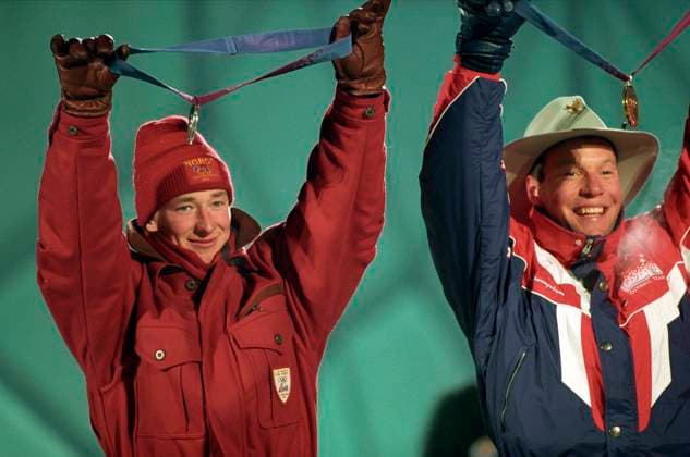 Lillehammer 19940213. Vinter-OL pa Lillehammer. Alpint. Premieutdeling utfor i Olympiaparken. Fra v.: Kjetil Andre Aamod Lillehammer 19940213. Vinter-OL pa Lillehammer. Alpint. Premieutdeling utfor i Olympiaparken. Fra v.: Kjetil Andre Aamodt, Norge solv og Tommy Moe, USA gull med medaljene. Foto: Bjorn Sigurdson NTB Lillehammer Norge EDITORIAL USE ONLY Ref:_SPO8LtZ7I44GNE.jpg *** Lillehammer 19940213 Winter Olympics at Lillehammer Alpine Prize distribution in the Olympiapark From v Kjetil Andre Aamodt, Norway sol and Tommy Moe, USA gold with the medals Photo Bjorn Sigurdson NTB Lillehammer Norway EDITORIAL USE ONLY  EDITORIAL USE ONLY. RESTRICTED USE FOR BETTING COMPANIES Ref:0240172247st.jpg *** Lillehammer 19940213 Winter Olympics at Lillehammer Alpine Prize distribution downhill in the Olympic Park From left Kjetil Andre Aamod Lillehammer 19940213 Winter Olympics at Lillehammer Alpine Prize distribution downhill in the Olympic Park From left Kjetil Andre Aamodt, Norway solv and Tommy Moe, USA gold with the medals Photo Bjorn Sigurdson NTB Lillehammer Norway EDITORIAL USE ONLY Ref SPO8LtZ7I44GNE jpg Lillehammer 19940213 Winter Olympics at Lillehammer Alpine Prize distribution in the Olympiapark From v Kjetil Andre Aamodt, Norway sol and Tommy Moe, USA gold with the medals Photo Bjorn Sigurdson NTB Lillehammer Norway EDITORIAL USE ONLY  EDITORIAL USE ONLY RESTRICTED USE FOR BETTING COMPANIES  Copyright: xIMAGO NTBx