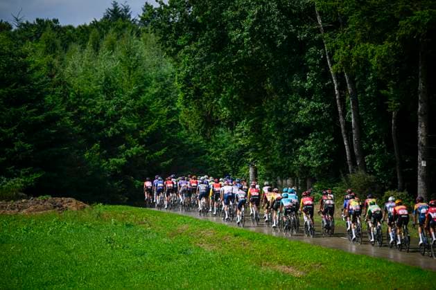 Tour de Wallonie 2025 Stage 5 BERTRIX, BELGIUM - JULY 30 : Illustration picture of the peloton during stage 5 of the 30th edition of Tour de Wallonie an UCI ProSeries 2.Pro cycling road race stage for Men Elite of 183.2 km with start in Bertrix and finish in Bertrix on July 30, 2025 in Bertrix, Belgium, 30 07 2025 ( Motordriver Louis Bidlot - Bertrix Belgium  Copyright: xTomasxSiskx