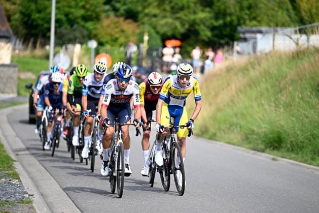 Tour de Wallonie 2025 Stage 5 BERTRIX, BELGIUM - JULY 30 : Maciejuk Filip of Red Bull - BORA - Hansgrohe and Deweirdt Siebe of Team Flanders - Baloise in the escape pack during stage 5 of the 30th edition of Tour de Wallonie an UCI ProSeries 2.Pro cycling road race stage for Men Elite of 183.2 km with start in Bertrix and finish in Bertrix on July 30, 2025 in Bertrix, Belgium, 30 07 2025 ( Motordriver Louis Bidlot - Bertrix Belgium  Copyright: xTomasxSiskx