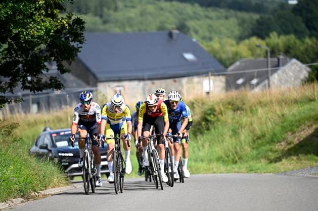 Tour de Wallonie 2025 Stage 5 BERTRIX, BELGIUM - JULY 30 : Deweirdt Siebe of Team Flanders - Baloise, Rider of Team Red Bull - BORA - Hansgrohe in the escape pack during stage 5 of the 30th edition of Tour de Wallonie an UCI ProSeries 2.Pro cycling road race stage for Men Elite of 183.2 km with start in Bertrix and finish in Bertrix on July 30, 2025 in Bertrix, Belgium, 30 07 2025 ( Motordriver Louis Bidlot - Bertrix Belgium  Copyright: xTomasxSiskx