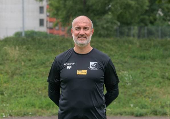 Coach Ersan Parlatan VSG Altglienicke Regionalliga Nordost, Porträttermin 2025 2026, 17 07 2025, Copyright: xSebastianxRäppold MatthiasxKochx