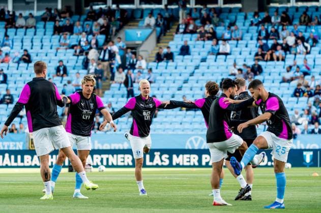 250730 Players of Malmö FF ahead of the UEFA Champions League qualifier football match between Malmö FF and FK RFS on July 30, 2025 in Malmö Photo Christian Örnberg BILDBYRAN COP 166 CO0596 fotboll football soccer fotball uefa champions league qualifier champions league malmö ff fk rfs bbeng  Copyright: CHRISTIANxÖRNBERG BB250730CO002
