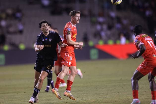 UEFA Champions League Second Qualifying Round Second Leg, Tofiq Bahramov Republican Stadium, Baku, Azerbaijan 30 7 2025 Qarabag vs Shelbourne Shelbourne™s John Martin in action with Qarabag™s Behlul Mustafazade John Martin in action with Behlul Mustafazade 30 7 2025  Copyright: x INPHO AleksandarxDjorovicx AS4A2677