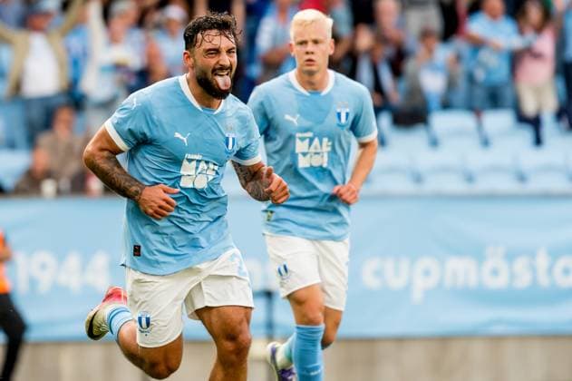 250730 Sead Haksabanovic of Malmö FF celebrates after 1 0 during the UEFA Champions League qualifier football match between Malmö FF and FK RFS on July 30, 2025 in Malmö Photo Christian Örnberg BILDBYRAN COP 166 CO0596 fotboll football soccer fotball uefa champions league qualifier champions league malmö ff fk rfs bbeng bbauto jubel  Copyright: CHRISTIANxÖRNBERG BB250730CO032