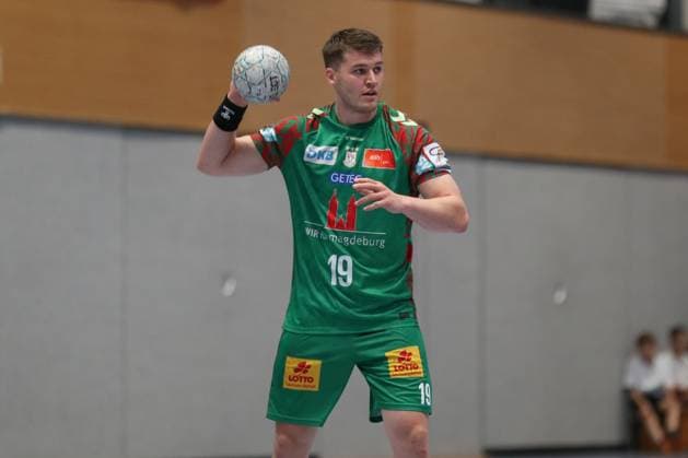 30 07 2025, xgox, handball test match SC Magdeburg Fredericia Handboldklub emspor, v l Elvar Oern Jonsson Magdeburg, 19 on the ball, plays the ball Ilsenburg