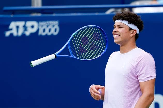 National Bank Open 2025 - Day 5 TORONTO, CANADA - JULY 30 : Ben Shelton of the United States tosses and catches his racket during a match against Adrian Mannarino of France on day five of the 2025 National Bank Open at Sobeys Stadium in Toronto, Ontario, Canada on July 30, 2025. Mert Alper Dervis Anadolu Ontario Canada. Editorial use only. Please get in touch for any other usage.  Copyright: x2025xAnadoluxMertxAlperxDervisx