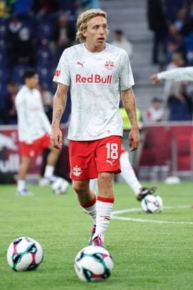SOCCER - UEFA CL, RBS vs Brann SALZBURG,AUSTRIA,30.JUL.25 - SOCCER - UEFA Champions League, qualification, Red Bull Salzburg vs SK Brann Bergen. Image shows Mads Bidstrup (RBS) during warm up.  GEPAxpictures xDavidxGeieregger