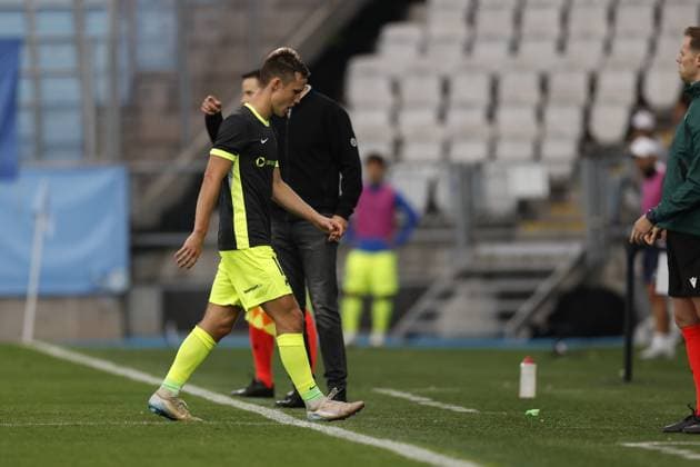 MALMÖ, SWEDEN 20250730 RFS JÄnis Ikaunieks leaves the pitch after receiving a red card during Wednesdays Champions League second qualifying round soccer match between Swedens Malmö FF and Latvias RFS at Eleda Stadion, Nya Malmö Stadion, in Malmö, Sweden, July 30, 2025 MALMÖ SWEDEN x10600x  Copyright: xAndreasxHillergren TTx CHAMPIONS LEAGUE KVAL MALMÖ FF-RFS