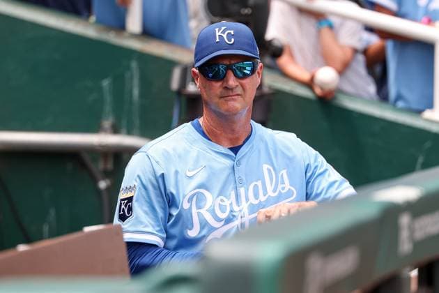 July 30, 2025: Kansas City Royals manager Matt Quatraro (33) looks on from the dugout before a game against the Atlanta Braves at Kauffman Stadium in Kansas City, MO. CSM Kansas City United States of America - ZUMAc04_ 20250730_zma_c04_049 Copyright: xDavidxSmithx