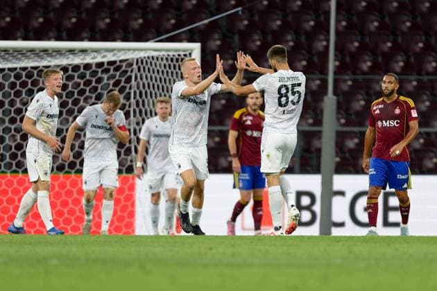 Geneva, Switzerland, July 30 2025 : Karel Spacil (5 Viktoria Plzen) celebrates after scoring his team s first goal with Adrian Zeljkovic (85 Viktoria Plzen) during the UEFA Champions League Second Qualifying Round match between Servette FC and Viktoria Plzen at Stade de Geneve in Geneva, Switzerland (Giuseppe Velletri SPP) Copyright: xGiuseppexVelletrix xSPPx spp-en-GiVeSp-DZ9_9425