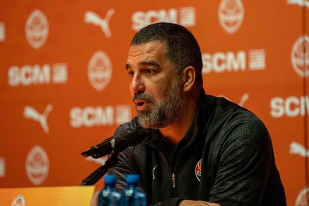 30.07.2025 KRAKOW KONFERENCJA PRASOWA DRUZYNY SZACHTAR DONIECK PRZED MECZEM UEFA EUROPA LEAGUE ---SZACHTAR DONIECK press conference, PK, Pressekonferenz BEFORE UEFA EUROPA LEAGUE MATCH NZ. COACH ARDA TURAN FOT. IGOR ZADECKI ARENA AKCJI NEWSPIX.PL --- newspix.pl 