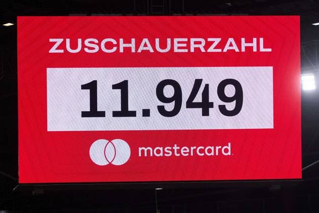 Salzburg, Austria July 30, 2025 Champions League qualification 2025 2026 RB Salzburg vs SK Brann In the picture scoreboard with number of spectators Red Bull Arena Copyright: xFotostandx xWassmuthx