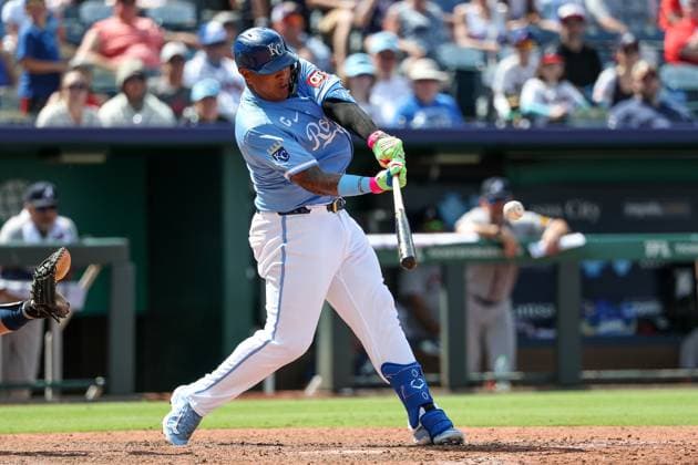 July 30, 2025: Kansas City Royals designated hitter Salvador Perez (13) hits a walk off RBI single to score outfielder M.J. Melendez (1) during the tenth inning against the Atlanta Braves at Kauffman Stadium in Kansas City, MO. CSM Kansas City United States of America - ZUMAc04_ 20250730_zma_c04_063 Copyright: xDavidxSmithx