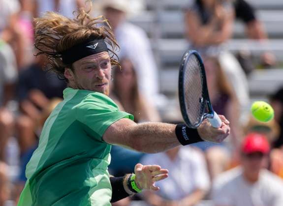 (250731) -- TORONTO, July 31, 2025 -- Andrey Rublev of Russia hits a return during the men s singles second round match between Andrey Rublev of Russia and Hugo Gaston of France at the 2025 National Bank Open tennis tournament in Toronto, Canada, on July 30, 2025. (Photo by Xinhua) (SP)CANADA-TORONTO-TENNIS-NATIONAL BANK OPEN-MEN S SINGLES ZouxZheng 
