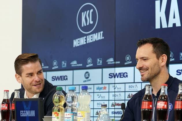 31 07 2025, xrekx, Soccer 2 Bundesliga, Karlsruher SC Press Conference v l Michael Becker Managing Director Karlsruher SC Mario Eggimann Managing Director Sport Karlsruher SC DFL DFB REGULATIONS PROHIBIT ANY USE OF PHOTOGRAPHS as IMAGE SEQUENCES and or QUASI VIDEO Karlsruhe