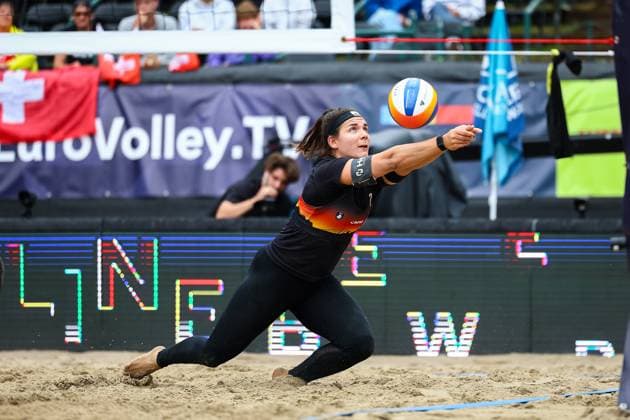 Beach volleyball I European Championship 2025 I Group stage I 31 07 2025 Defense Anna Lena Grüne Germany Düsseldorf Rochusclub Düsseldorfer Tennisclub e V Germany Copyright: xLobeca JasperxLorenzx