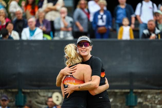 Beach volleyball I European Championship 2025 I Group stage I 31 07 2025 Hug Karla Borger Germany and Hanna Marie Schieder Germany Düsseldorf Rochusclub Düsseldorfer Tennisclub e V Germany Copyright: xLobeca JasperxLorenzx