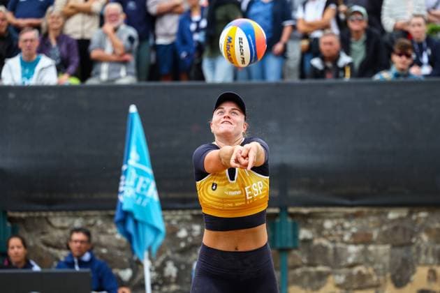 Beach volleyball I European Championship 2025 I Group stage I 31 07 2025 Bagger Daniela Ãlvarez Mendoza Spain Düsseldorf Rochusclub Düsseldorfer Tennisclub e V Germany Copyright: xLobeca JasperxLorenzx