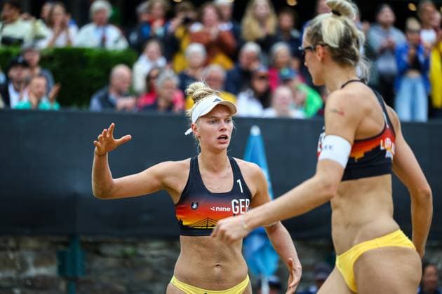 Beach volleyball I European Championship 2025 I Group stage I 31 07 2025 Linda Bock Germany and Louisa Lippmann Germany Düsseldorf Rochusclub Düsseldorfer Tennisclub e V Germany Copyright: xLobeca JasperxLorenzx