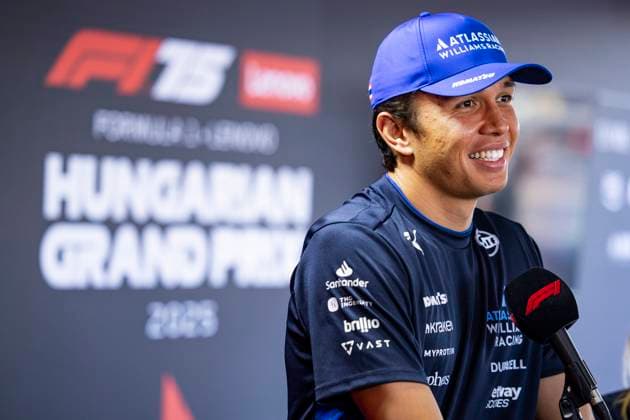 F1 - HUNGARIAN GRAND PRIX 2025 ALBON Alexander (tha), Williams Racing FW47, portrait during the 2025 Formula 1 Lenovo Hungarian Grand Prix, 14th round of the 2025 FIA Formula One World Championship, WM, Weltmeisterschaft from August 1 to 3, 2025 on the Hungaroring, in Mogyorod, Hungary - MogyorodHungary  Copyright: xJulienxDelfossex