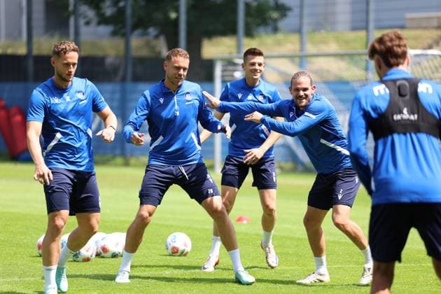 31 07 2025, xrekx, Soccer 2 Bundesliga, Karlsruher SC Training v l Christoph Kobald Karlsruher SC Marcel Franke Karlsruher SC Marvin Wanitzek Karlsruher SC Sebastian Jung Karlsruher SC DFL DFB REGULATIONS PROHIBIT ANY USE OF PHOTOGRAPHS as IMAGE SEQUENCES and or QUASI VIDEO Karlsruhe