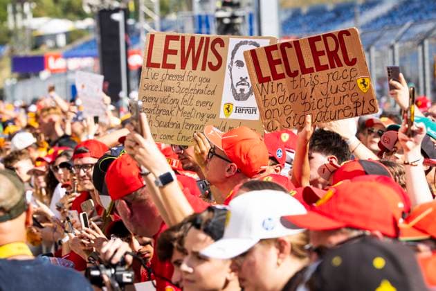 F1 - HUNGARIAN GRAND PRIX 2025 Scuderia Ferrari fans during the 2025 Formula 1 Lenovo Hungarian Grand Prix, 14th round of the 2025 FIA Formula One World Championship, WM, Weltmeisterschaft from August 1 to 3, 2025 on the Hungaroring, in Mogyorod, Hungary - MogyorodHungary  Copyright: xJulienxDelfossex