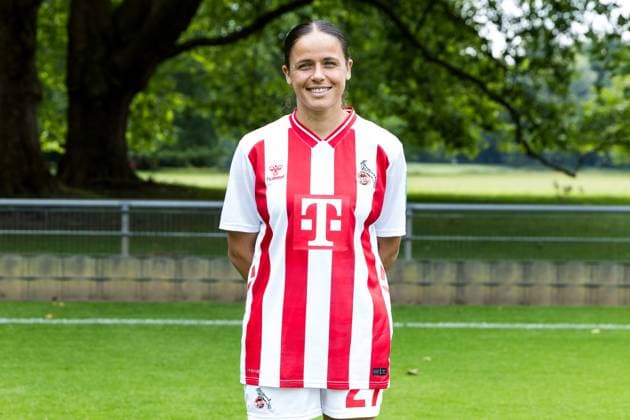 Google Pixel Women Bundesliga, team photo and portrait appointment 31 07 2025 Laura Feiersinger 1 FC Köln, 27 Google Pixel Women Bundesliga, team photo and portrait appointment season 2025 26, Köln, Platz 2 on 31 07 2025 Copyright: xBEAUTIFULxSPORTS Wunderlx