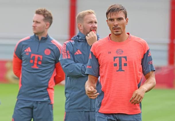16 Joao Palhinha, Portraet, Portrait, Football FC Bayern Munich Training at Säbenerstrasse 31 07 2025 PHOTO Mladen Lackovic LakoPress
