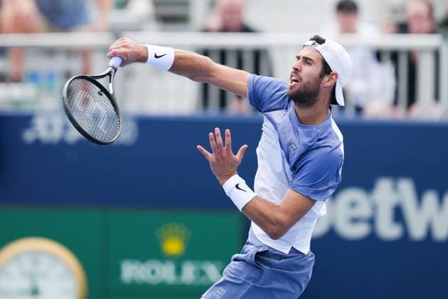 ATP, Tennis Herren Masters 1000 National Bank Open Toronto Presented by Rogers 2025 - Day 6 Karen Khachanov of Russia plays a forehand Emilio Nava of the United States during the Men s Singles third round match on day 6 of the ATP Masters 1000 National Bank Open at Sobeys Stadium. on July 31, 2025 in Toronto, Canada. (Photo by Leonardo Ramirez Eyepix Group) Copyright: xLeonardoxRamirezx xEyepixxGroupx LR-31072025-03337