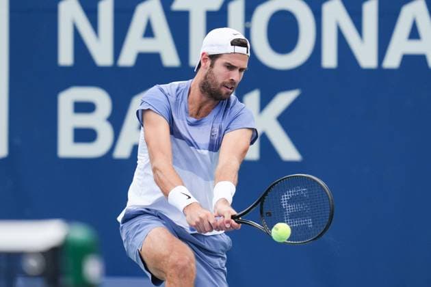 ATP, Tennis Herren Masters 1000 National Bank Open Toronto Presented by Rogers 2025 - Day 6 Karen Khachanov of Russia plays a backhand against Emilio Nava of the United States during the Men s Singles third round match on day 6 of the ATP Masters 1000 National Bank Open at Sobeys Stadium. on July 31, 2025 in Toronto, Canada. (Photo by Leonardo Ramirez Eyepix Group) Copyright: xLeonardoxRamirezx xEyepixxGroupx LR-31072025-02782