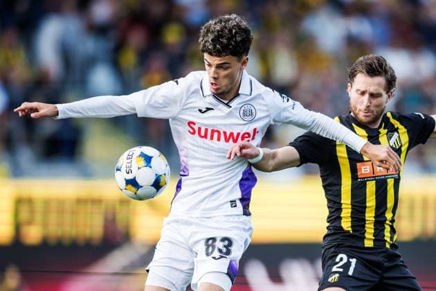 250731 Tristan Degreef of Anderlecht and Adam Lundkvist of Häcken during the UEFA Europa League second qualifying round match between Häcken and Anderlecht on July 31, 2025 in Gothenburg BELGIUM OUT Photo Michael Erichsen BILDBYRAN COP 89 MI0858 fotboll football soccer fotball uefa europa league kval europa league häcken anderlecht bbeng  Copyright: MICHAELxERICHSEN BB250731MI013
