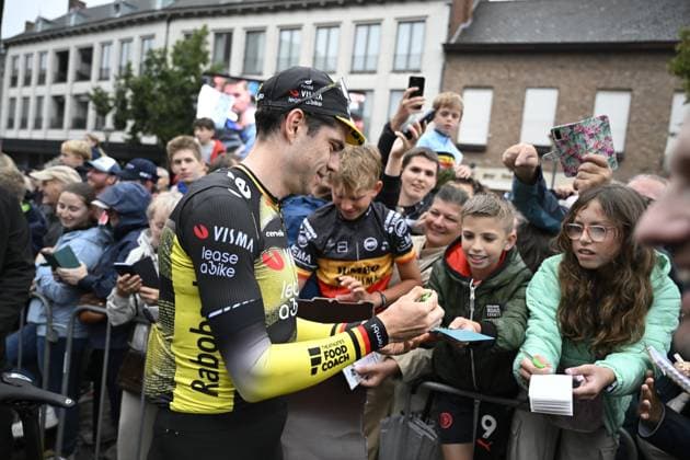 Belgian Wout van Aert of Team Visma-Lease a Bike and pictured before the Natourcriterium Herentals cycling race, Thursday 31 July 2025 in Herentals. The contest is a part of the traditional criteriums , local races in which mainly cyclists who rode the Tour de France compete. TOM GOYVAERTS TomxGoyvaerts  x130374560x