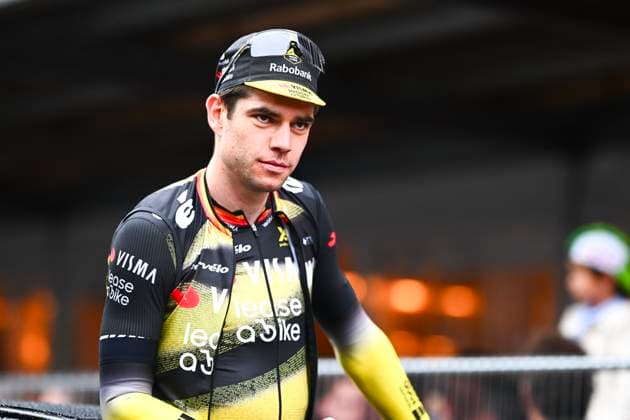Cycling Criterium Herentals HERENTALS, BELGIUM - JULY 31 : Van Aert Wout (BEL) of Team Visma - Lease a Bike with fans during Herentals Fietst an after Tour Criterium in Herentals. On July 31, 2025 in Herentals, Belgium, 31 07 2025 Herentals Belgium  Copyright: xGvgx