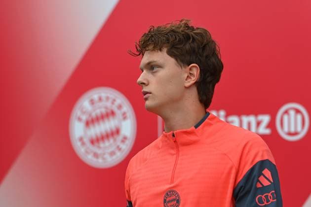 Paul WANNER (Bayern Muenchen), Aktion,Einzelbild,angeschnittenes Einzelmotiv,Portraet,Portrait,Porträt. Training FC Bayern Muenchen auf dem Trainingsgelaende an der Saebener Strasse am 31.07.2025. Fussball 1. Bundesliga,Saison 2025 2026. *** Paul WANNER Bayern Muenchen , action,single picture,cropped single motif,portrait,portrait,portrait training FC Bayern Muenchen on the training ground at Saebener Strasse on 31 07 2025 Soccer 1 Bundesliga,season 2025 2026