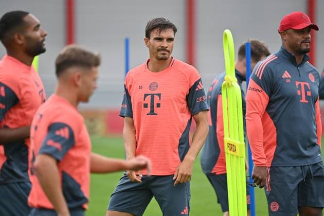 Joao PALHINHA Bayern Muenchen , re coach Vincent KOMPANY Bayern Muenchen training FC Bayern Muenchen on the training ground at Saebener Strasse on 31 07 2025 Soccer 1 Bundesliga,season 2025 2026