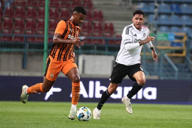 Shakhtar Donetsk v Besiktas - UEFA Europa League qualifying round KRAKOW, POLAND - JULY 31: Emirhan Topcu (53) of Besiktas in action during the UEFA Europa League second qualifying round rematch between Shakhtar Donetsk and Besiktas at Henryk Reyman Municipal Stadium in Krakow, Poland on July 31, 2025. Jakub Porzycki Anadolu Krakow Poland. Editorial use only. Please get in touch for any other usage.  Copyright: x2025xAnadoluxJakubxPorzyckix