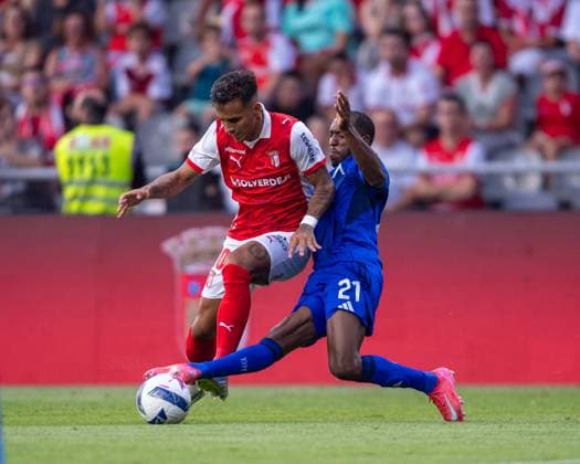 July 31, 2025, Braga, Braga, Portugal: RODRIGO ZALAZAR from SC Braga seen on action during the UEFA Europe League 2025 26 qualification round 2 match between SC Braga and PFK Levski Sofia at Estadio Municipal de Braga on July 31, 2025 in Braga, Portugal. Braga Portugal - ZUMAl192 20250731_zsp_l192_002 Copyright: xMiguelxLemosx