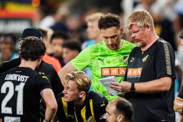 250731 Goalkeeper Etrit Berisha of Häcken ahead of the penalty shootout during the UEFA Europa League second qualifying round match between Häcken and Anderlecht on July 31, 2025 in Gothenburg BELGIUM OUT Photo Michael Erichsen BILDBYRAN COP 89 MI0858 fotboll football soccer fotball uefa europa league kval europa league häcken anderlecht bbeng  Copyright: MICHAELxERICHSEN BB250731MI069