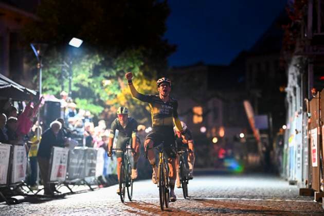 Cycling Criterium Herentals HERENTALS, BELGIUM - JULY 31 : Van Aert Wout (BEL) of Team Visma - Lease a Bike celebrating his victory during Herentals Fietst an after Tour Criterium in Herentals. On July 31, 2025 in Herentals, Belgium, 31 07 2025 Herentals Belgium  Copyright: xGvgx