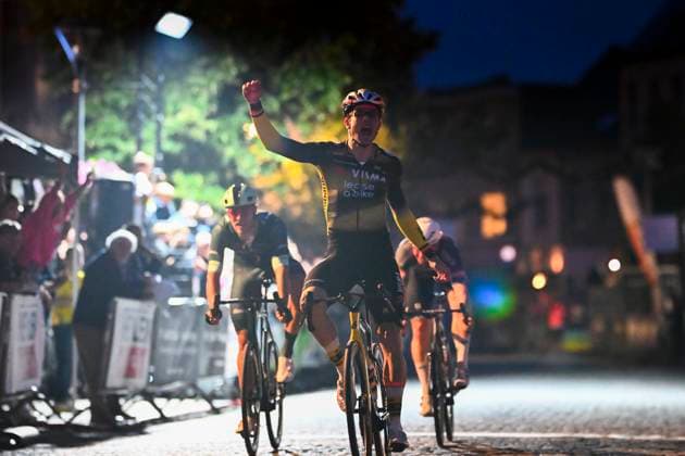 Cycling Criterium Herentals HERENTALS, BELGIUM - JULY 31 : Van Aert Wout (BEL) of Team Visma - Lease a Bike celebrating his victory during Herentals Fietst an after Tour Criterium in Herentals. On July 31, 2025 in Herentals, Belgium, 31 07 2025 Herentals Belgium  Copyright: xGvgx